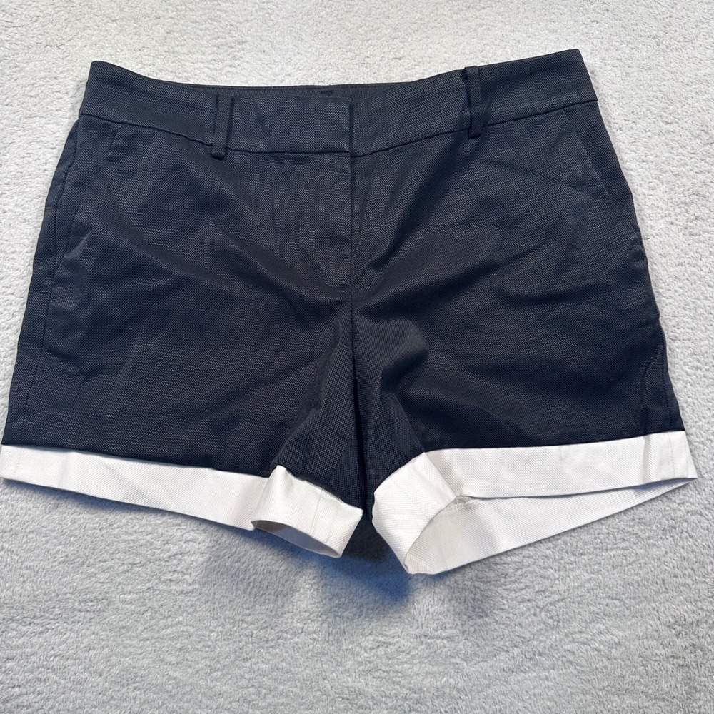 Ann Taylor Cuffed Shorts Women's 8 Business Casual Career Black White‎ Dressy